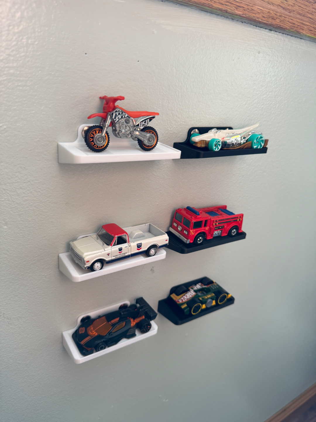 Hot Wheels Wall Mount