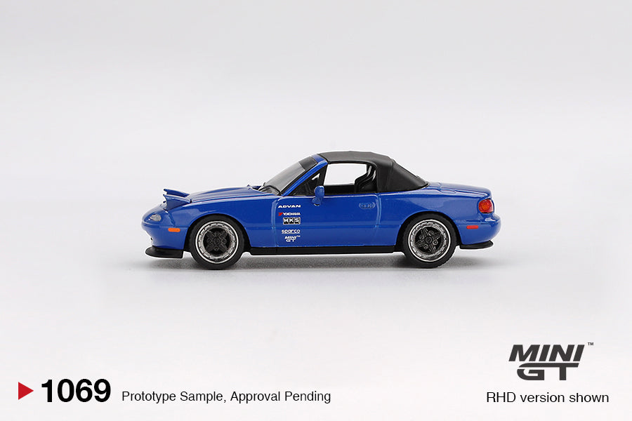 Mini GT - Mazda Miata MX-5 (NA) Tuned Version Dark Blue 1:64 scale model car