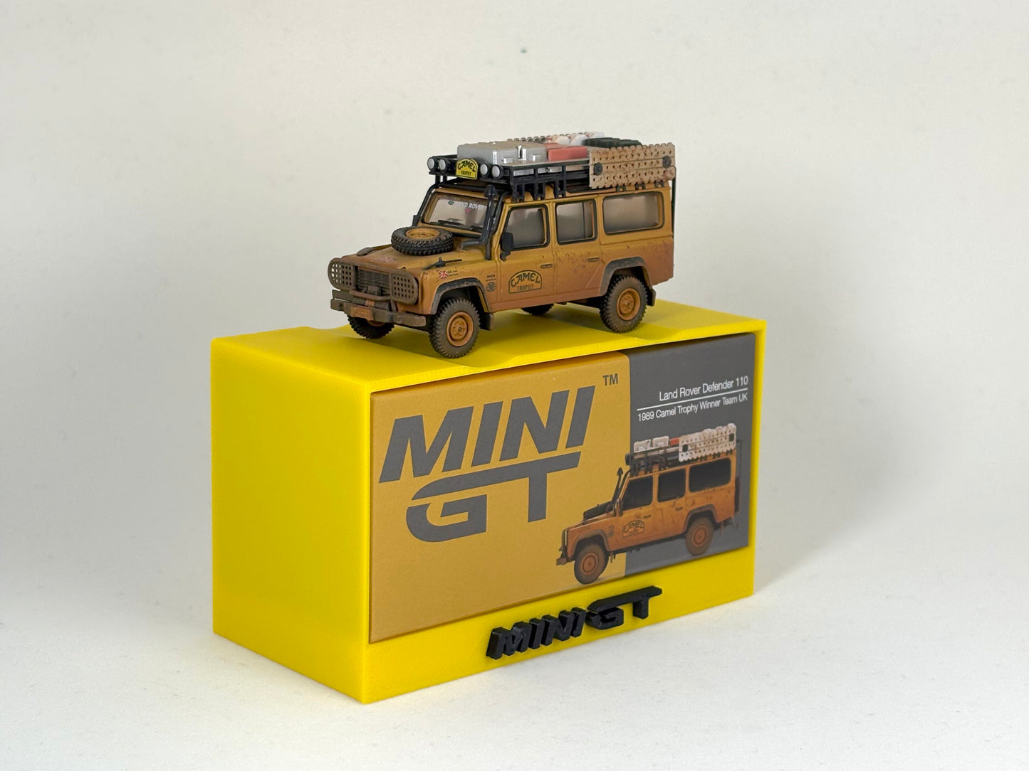 MiniGT 1:64 Box Display & Car Stand