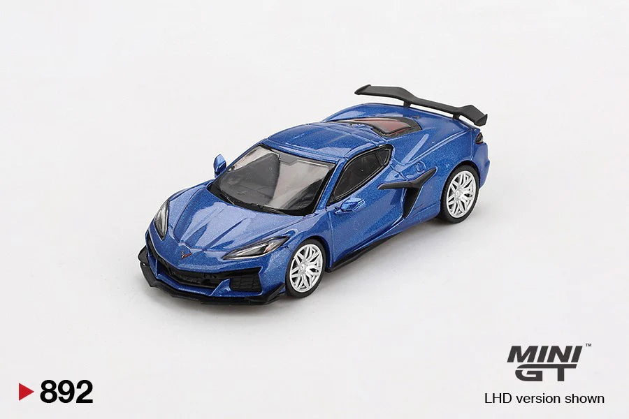 Mini GT -Chevrolet Corvette Z06 2023 Elkhart Lake Blue Metallic 1:64 scale model car