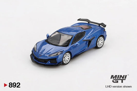 Mini GT -Chevrolet Corvette Z06 2023 Elkhart Lake Blue Metallic 1:64 scale model car