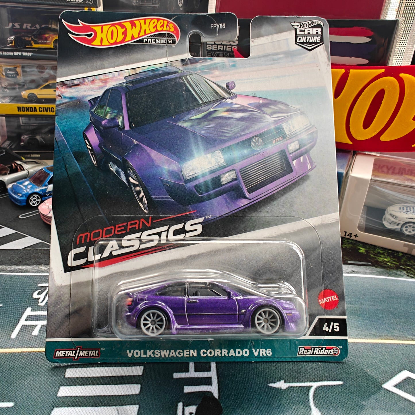Hotwheels Premium Modern Classics VOLKSWAGEN CORRADO VR6