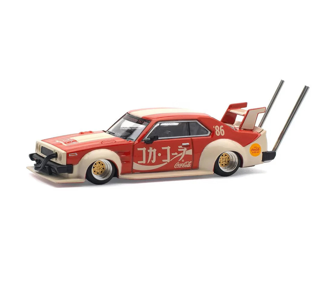 Pop Race - Skyline GT-R V8 Drift "Hakosuka" Coca Cola (Japan) - Scale 1/64 PR64-135