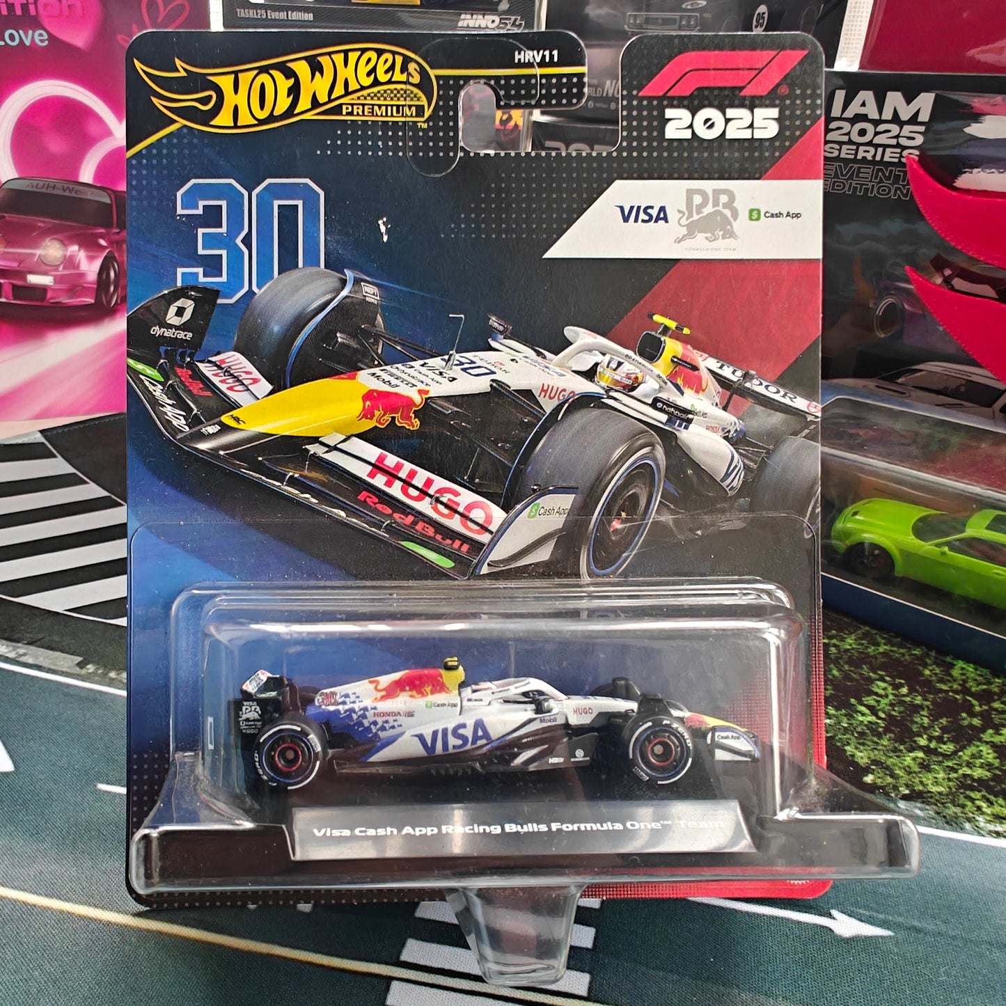 Hotwheels Premium VISA CASH APP RACING BULLS FORMULA 1 TEAM - (#30)