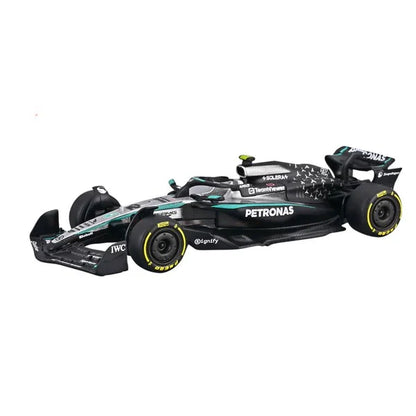 Bburago 2025 Mercedes-AMG W16 12 Kimi Antonelli - Scale 1 : 64 Diecast Scale Model
